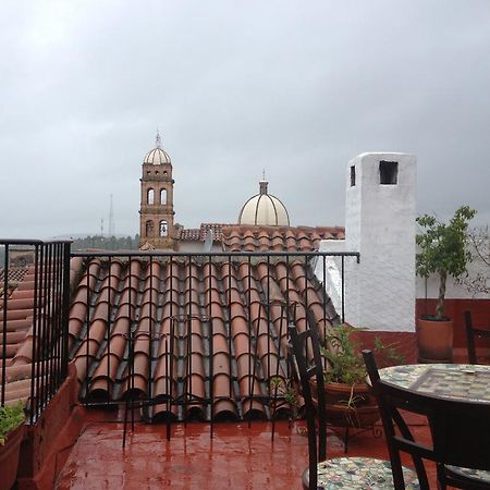 טפאלפה Hotel Meson Del Romero מראה חיצוני תמונה