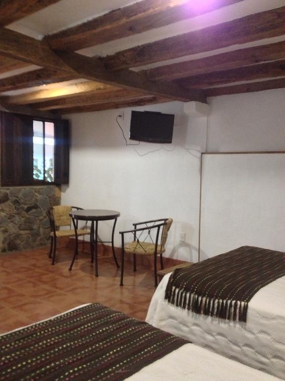טפאלפה Hotel Meson Del Romero חדר תמונה