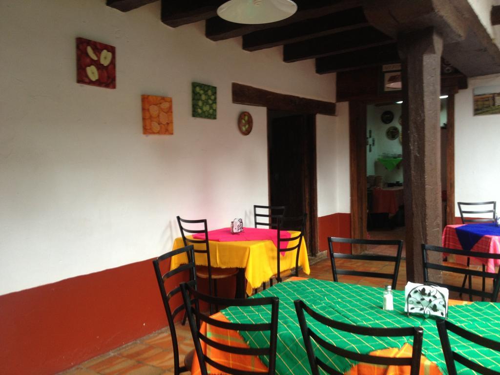 טפאלפה Hotel Meson Del Romero מראה חיצוני תמונה