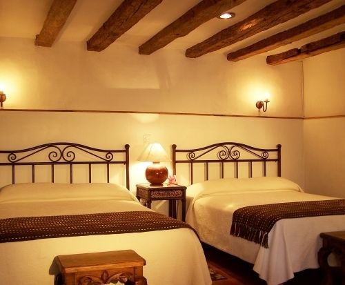טפאלפה Hotel Meson Del Romero מראה חיצוני תמונה